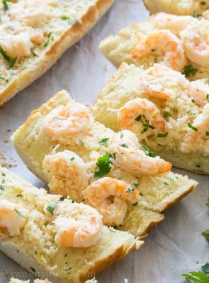Shrimp Scampi Garlic Bread Pizza-image