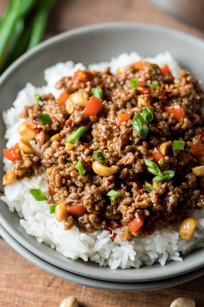 WOW! This super easy Ground Beef Kung Pao is a quick weeknight dinner that's ready in just 15 minutes! My whole family LOVED it!