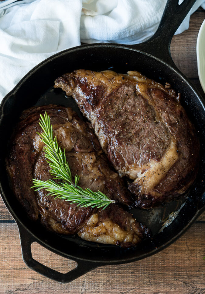 Garlic Mushroom Steak Recipe | I Wash You Dry