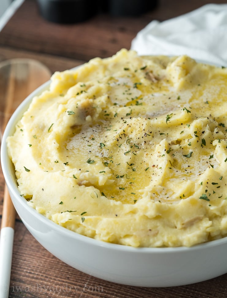 Why You Should Always Have Instant Mashed Potatoes In Your Pantry