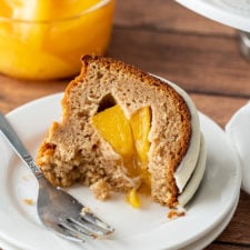 YUM! This Peach Pie Spice Cake is the best of the dessert world! So much goodness!