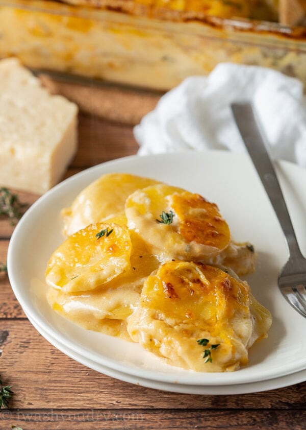 Cheesy Scalloped Potatoes Recipe - I Wash You Dry