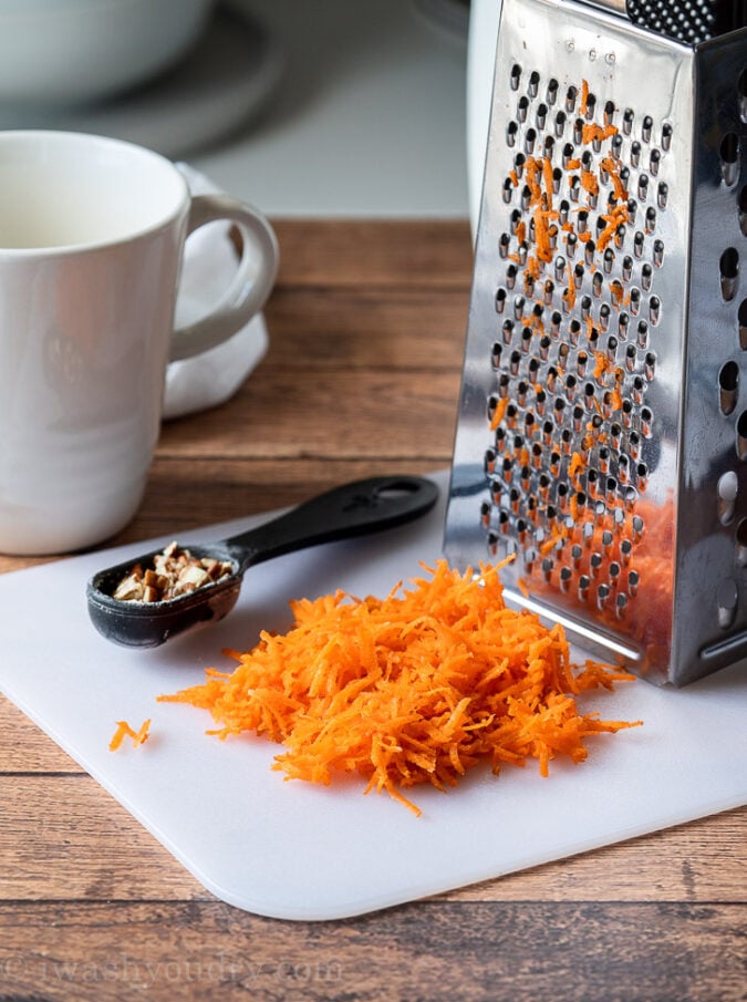 Use freshly grated carrots for this super easy Carrot Cake Mug Cake Recipe! Ready in just 3 minutes!