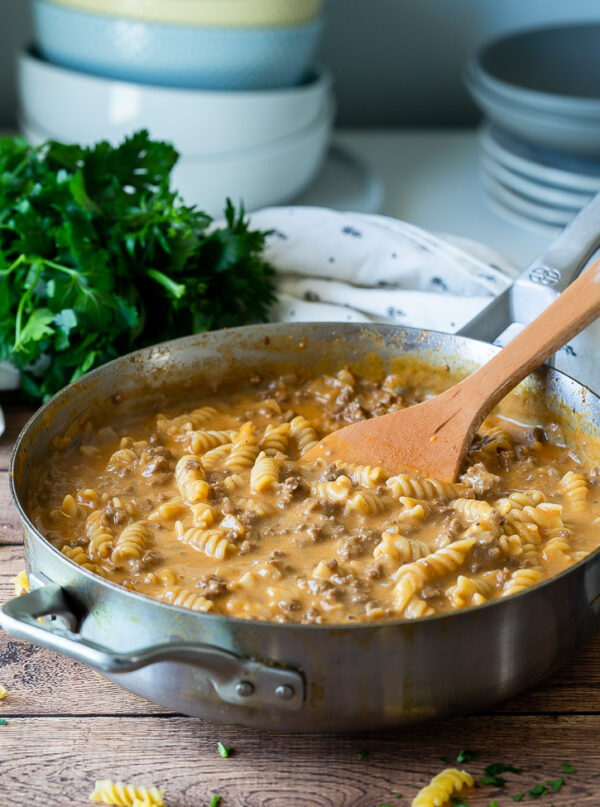 Easy Cheeseburger Pasta Skillet - I Wash You Dry