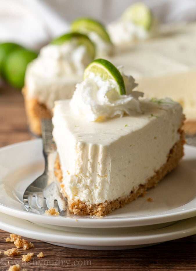 YESSS!! Light and fluffy NO-BAKE Cheesecake with a bright and delicious key lime flavor! SO GOOD!