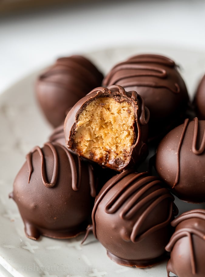 Easy Chocolate Peanut Butter Balls Recipe