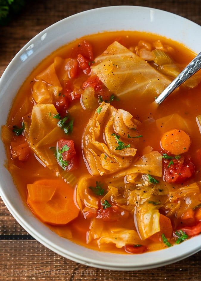 Homemade Cabbage Soup / Vegetarian Cabbage Soup Recipe