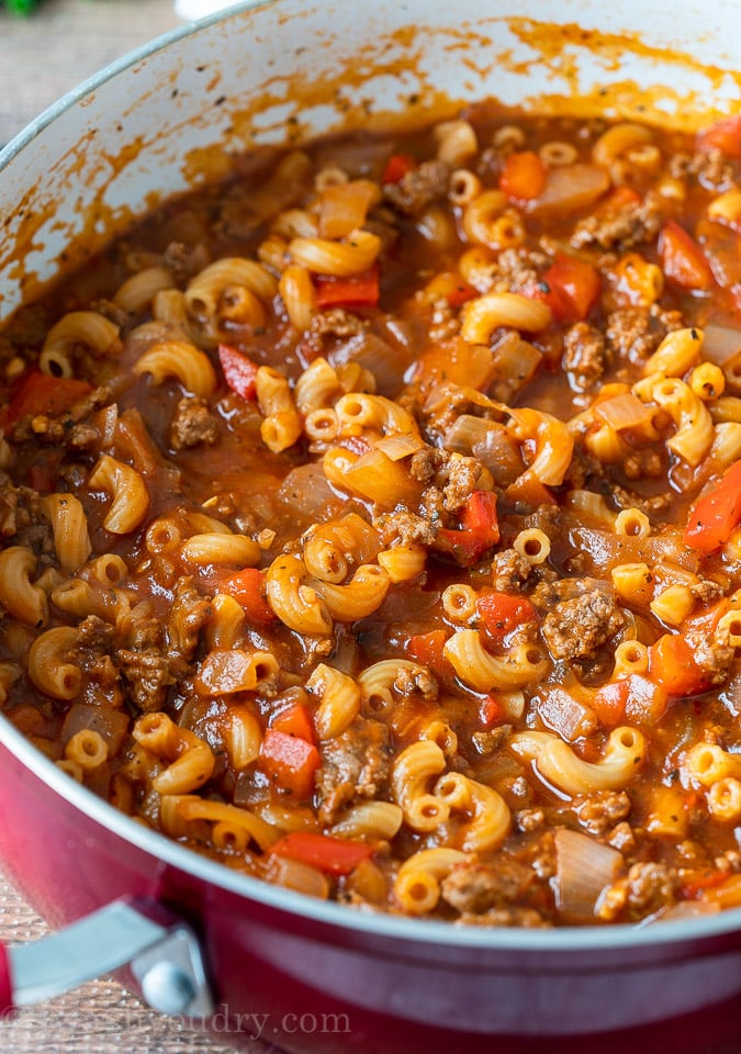 Cooked ground beef and macaroni in a tomato sauce