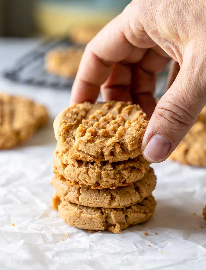 Peanut Butter Cookie Bars (5 Ingredients!) Recipe - Rachel Cooks®