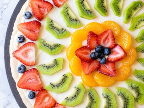 Fresh Fruit Pizza with sugar cookie crust