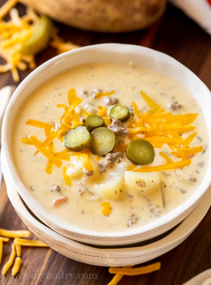 This Creamy Cheeseburger Soup Recipe is a quick and comforting soup that's filled with hearty ground beef and potatoes. 