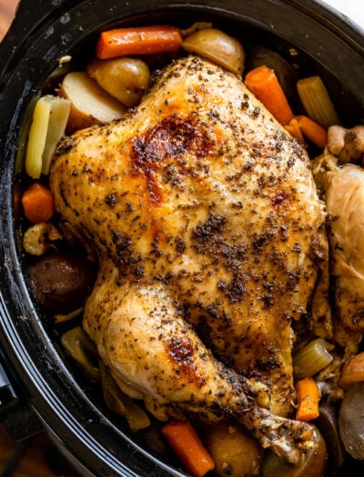 Crockpot Whole Chicken Recipe with vegetables and potatoes!