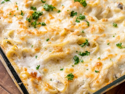 bubbly chicken tetrazzini in casserole dish