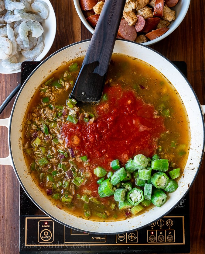 jambalaya sauce ingredients in pan with okra