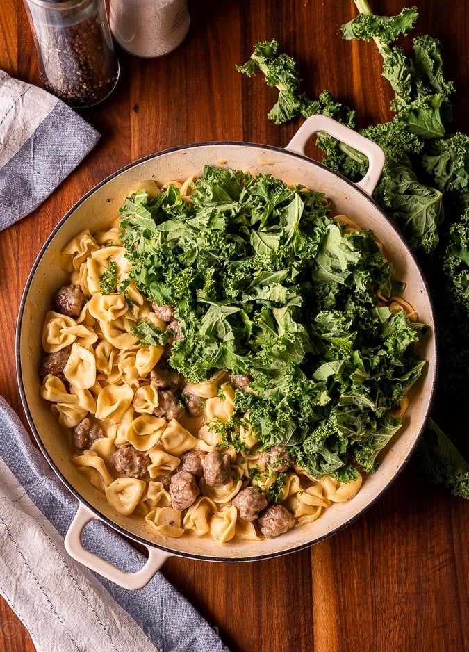 tortellini pasta with fresh kale