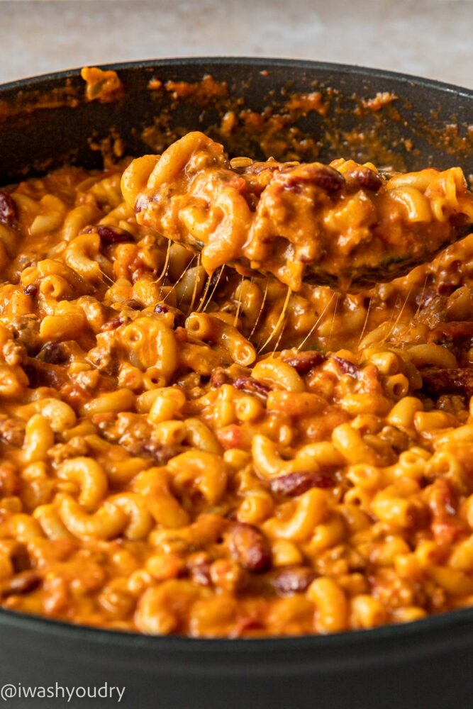 Cheesy Ground Beef Chili Mac - I Wash You Dry