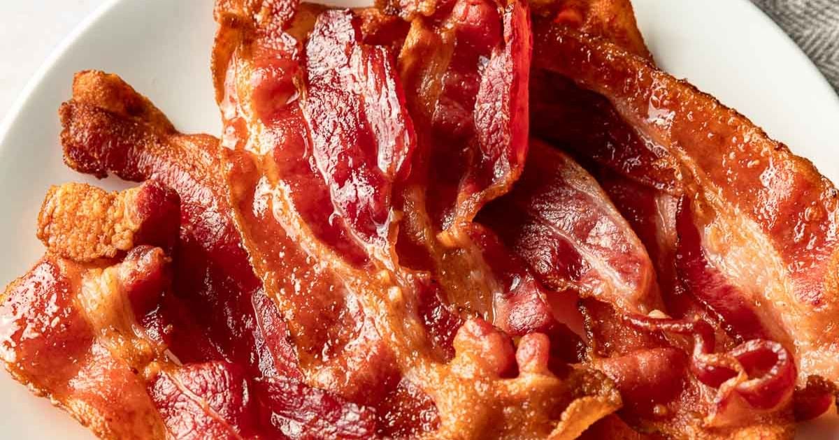 https://iwashyoudry.com/wp-content/uploads/2023/03/Air-Fryer-Bacon-social.jpg