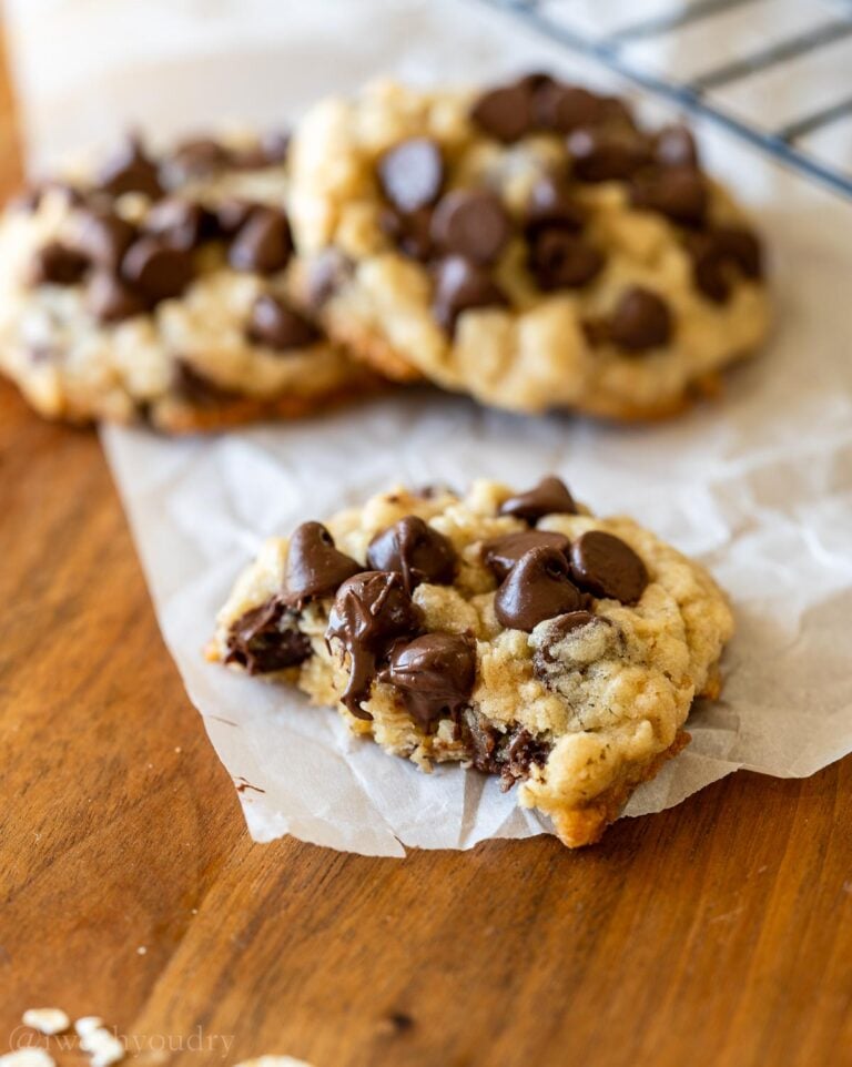 Oatmeal Chocolate Chip Cookies
